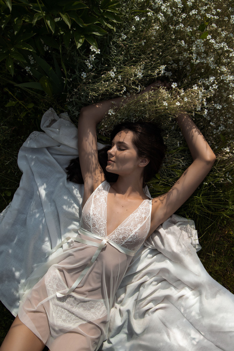 Night dress Octavia, color: whisper white — photo 4